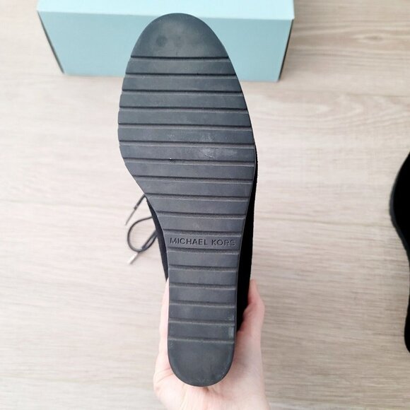 Michael Michael Kors Tamara Lace Up Boots Ankle Booties Suede Leather Wedge 8 - Picture 10 of 12